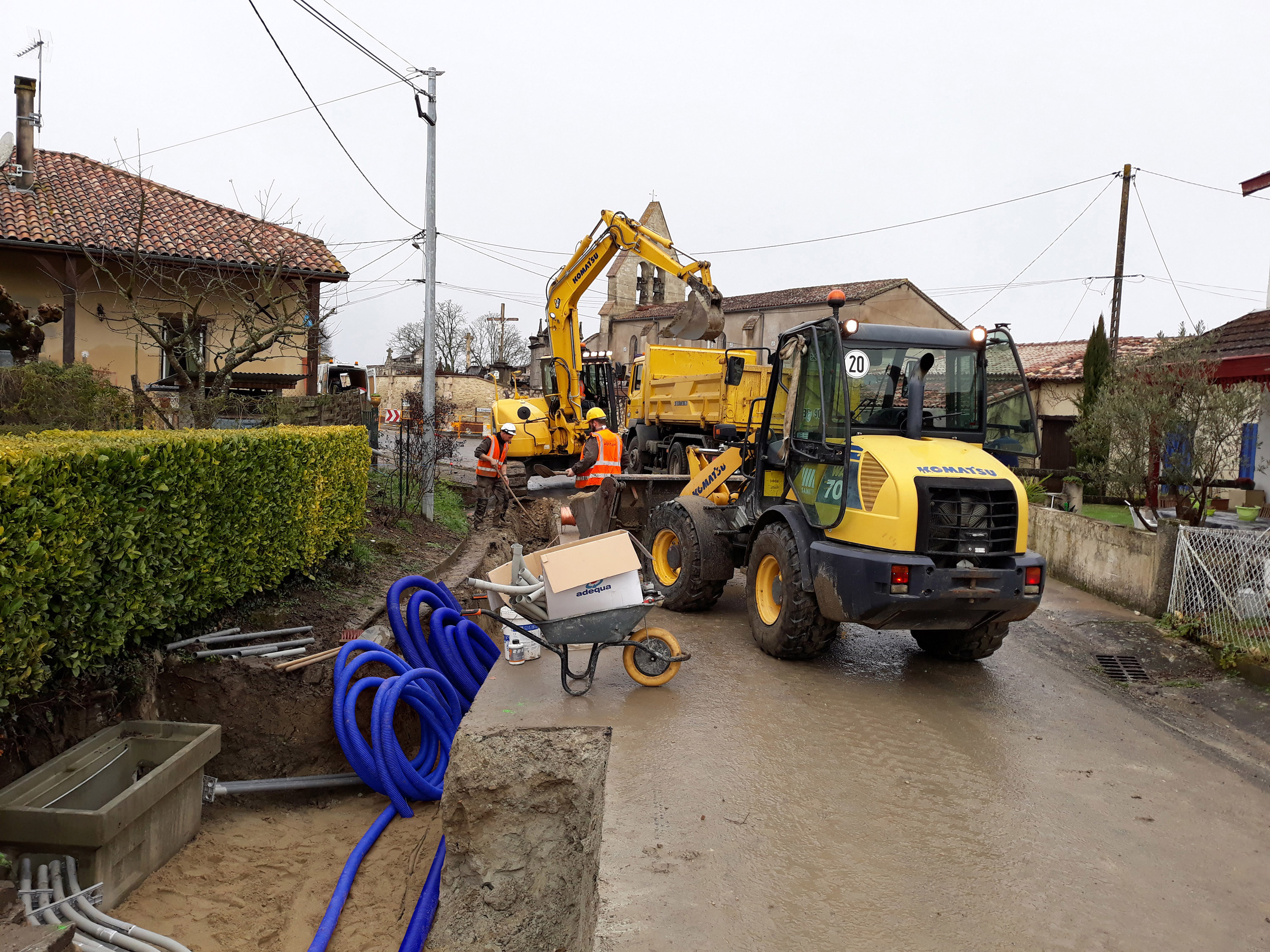 edit-image-2-scaled-new Terrassement Assainissement Demolition Amenagement Paysager Marmande Casteljaloux Miramont - FC3M - Main 3